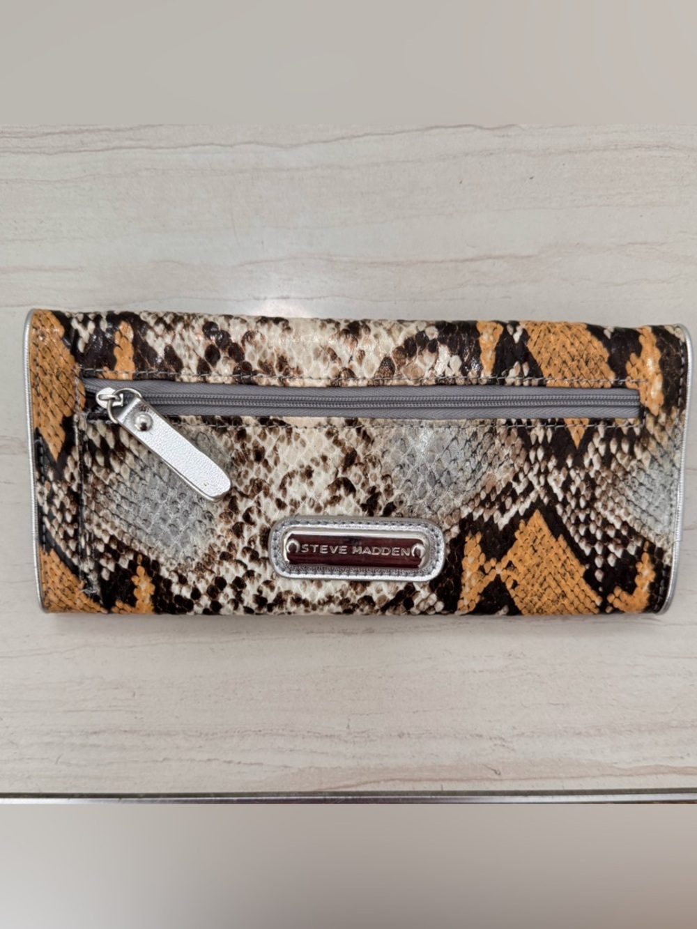 Steve Madden Silver Logo Plate Snake Print Wallet Tan & Brown